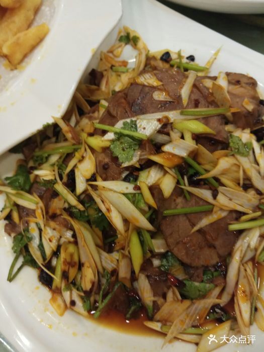 葱拌牛肉