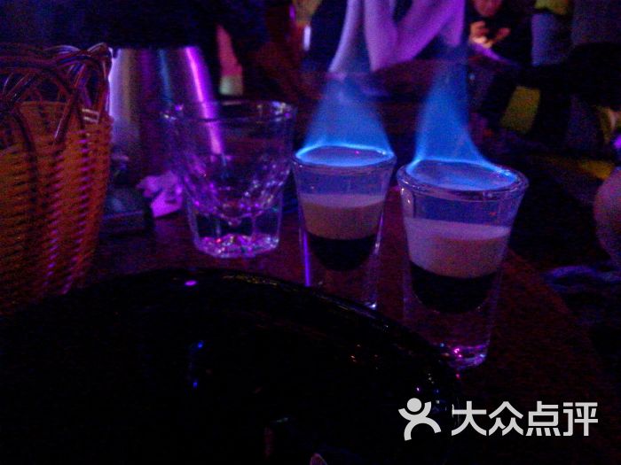 婕婕不会喝酒上传的图片