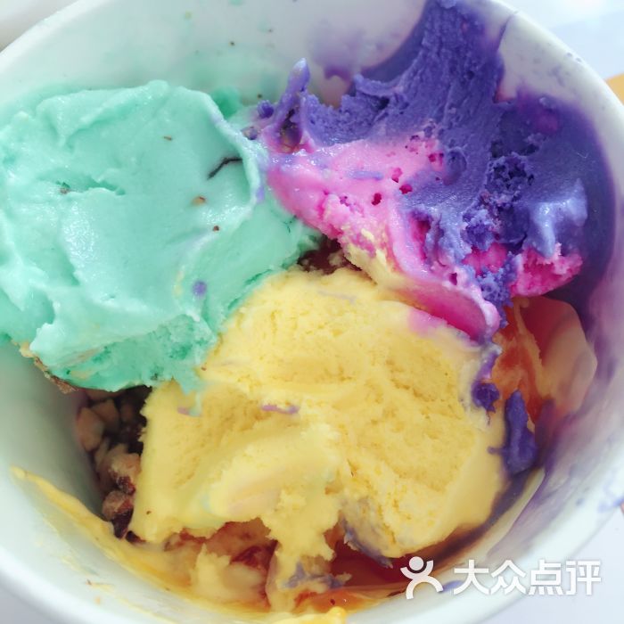 baskin robbins芭斯罗缤冰淇淋(虹泉路店)棉花糖图片 - 第2张