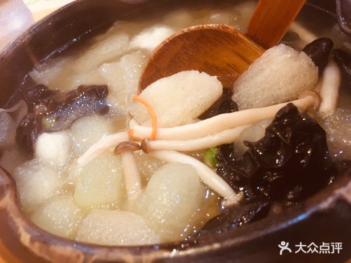清净会馆素食料理养生竹荪汤图片