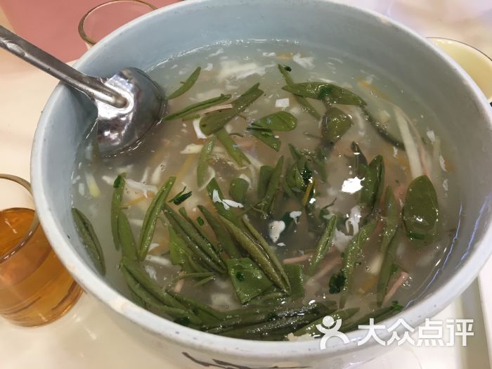 银鱼莼菜羹