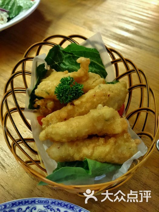 酥炸巴沙鱼柳