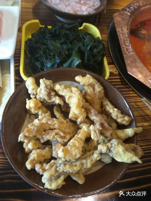 位置很好找,在菜艺街123-3号,门前有停车.