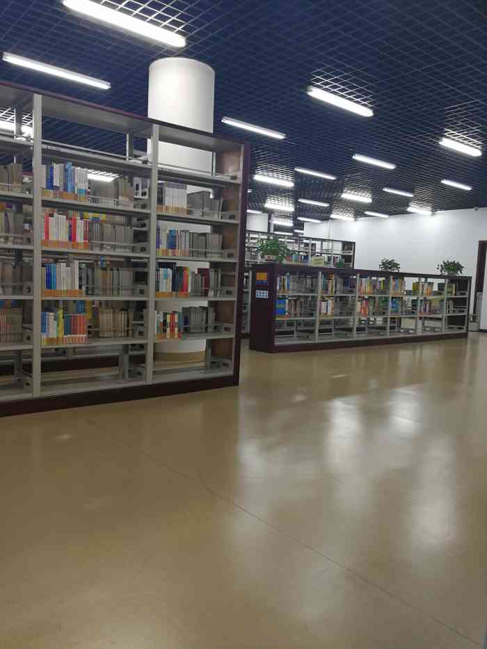 天津理工大学图书馆-"期末期末 逢考必过 期末期末  .