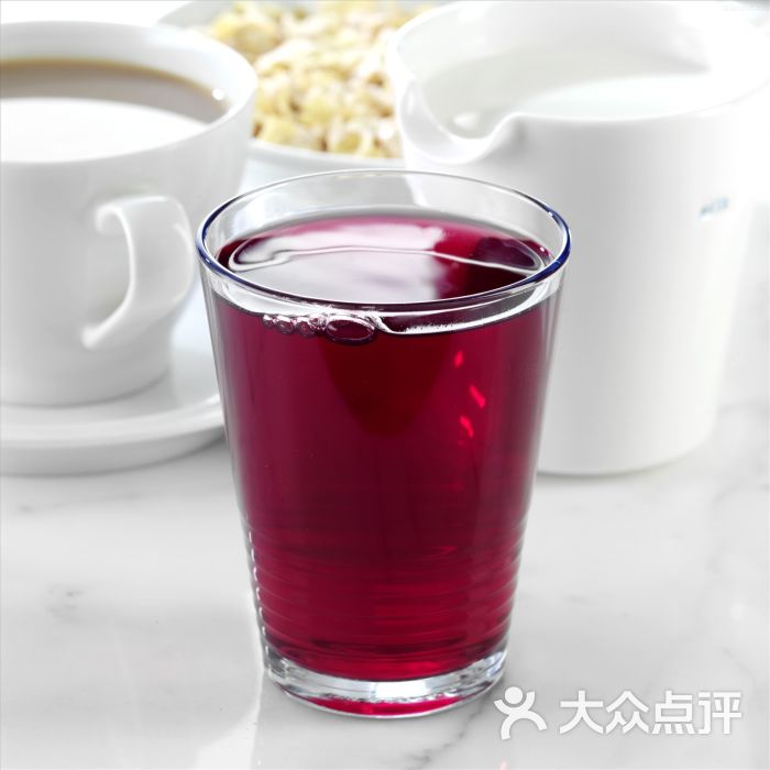 酸梅汤 果汁 杯子