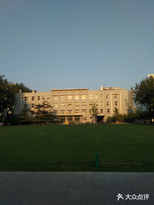 中国人民大学(中关村校区)图片