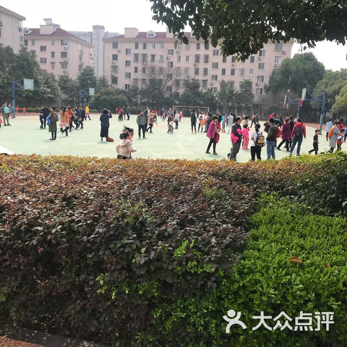 莘庄镇小学