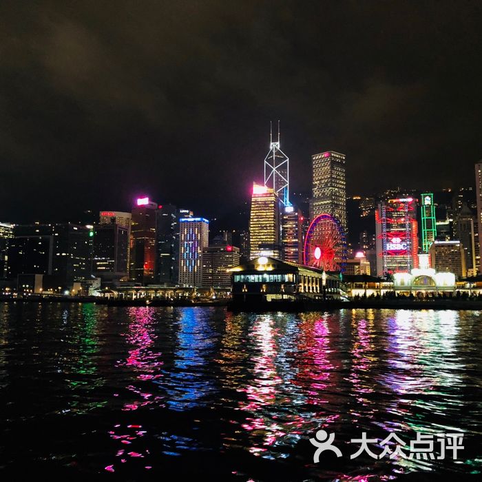 幻彩咏香江