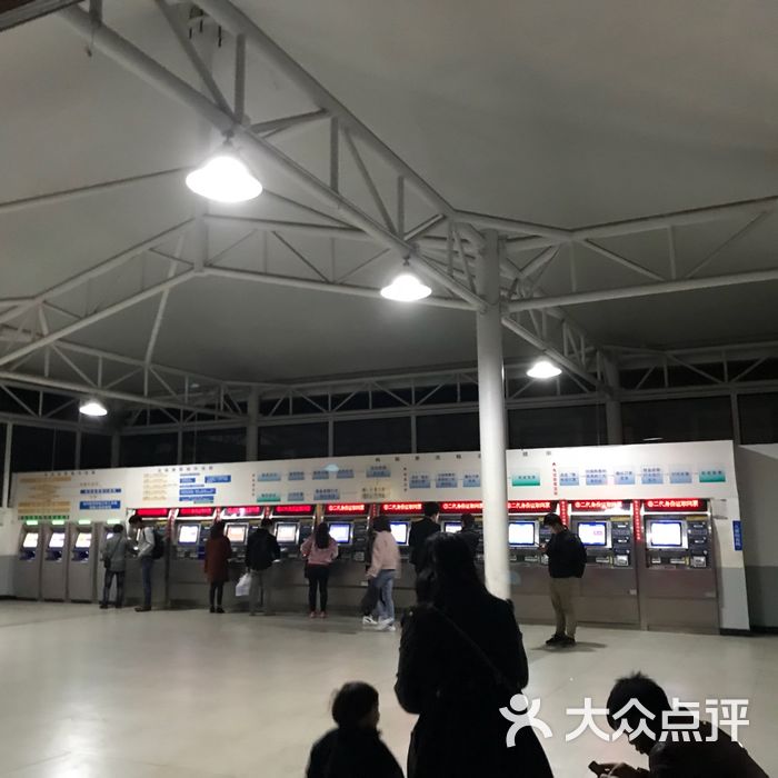 曲靖火车站