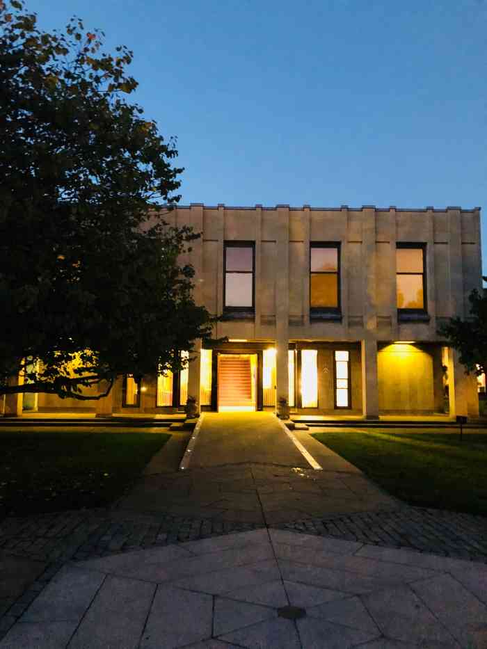 剑桥大学沃尔森学院-"这个学院的人不多,但仍然是久负