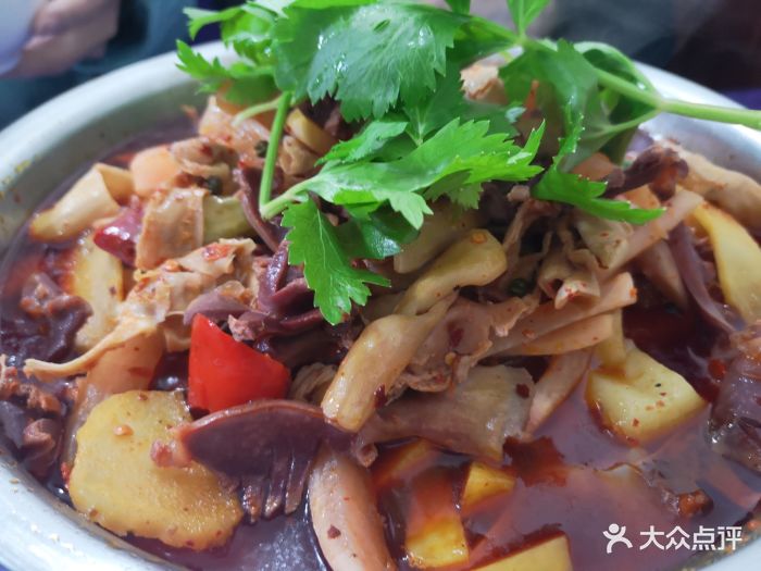 酸萝卜鸡杂