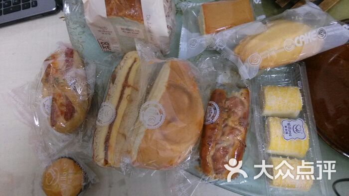 万利隆西饼图片-北京面包/饮品-大众点评网