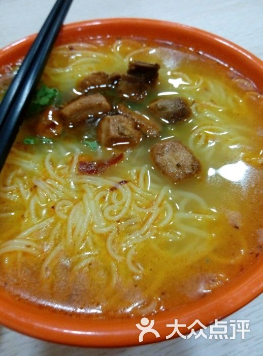 张氏腊汁肉夹馍-鸡肉米线图片-临汾美食-大众点评网