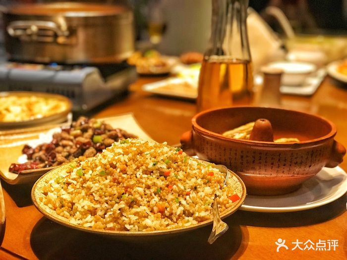 黔飨贵州民俗餐厅(东鼎购物中心店)火腿荞麦饭图片 第1张