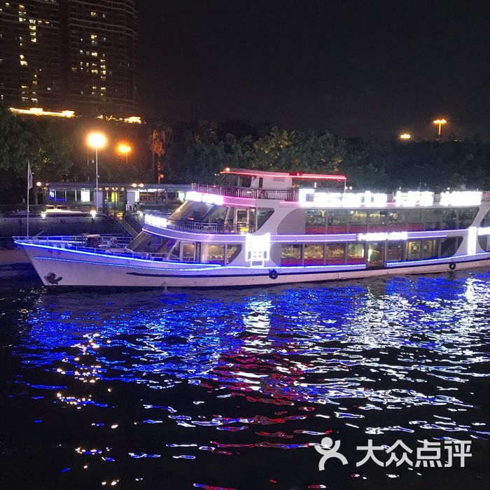 珠江夜游金航游船