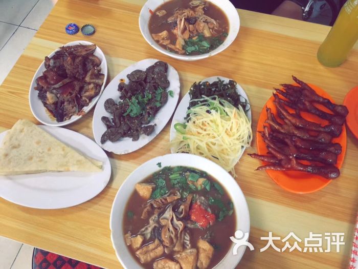 黄寺卤煮(德外大街总店)