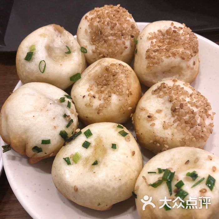 鑫震源苏式生煎(彩香店)图片 第1张