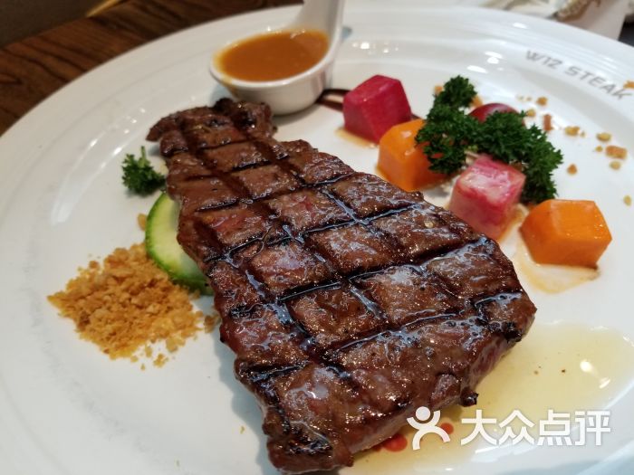 西十二街牛排w12 steak(荟聚购物中心西红门店)果木烤金蒜牛排图片