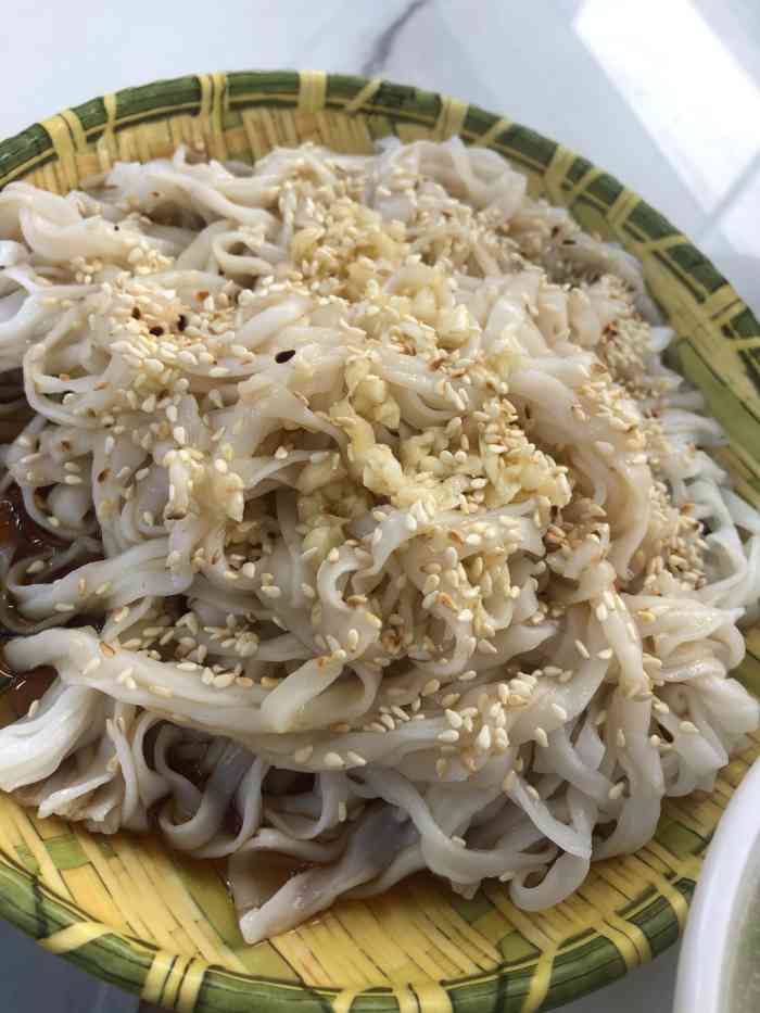 吴一川61韭香粉皮(丽香苑分店"完美的特色吴川小吃 首先.
