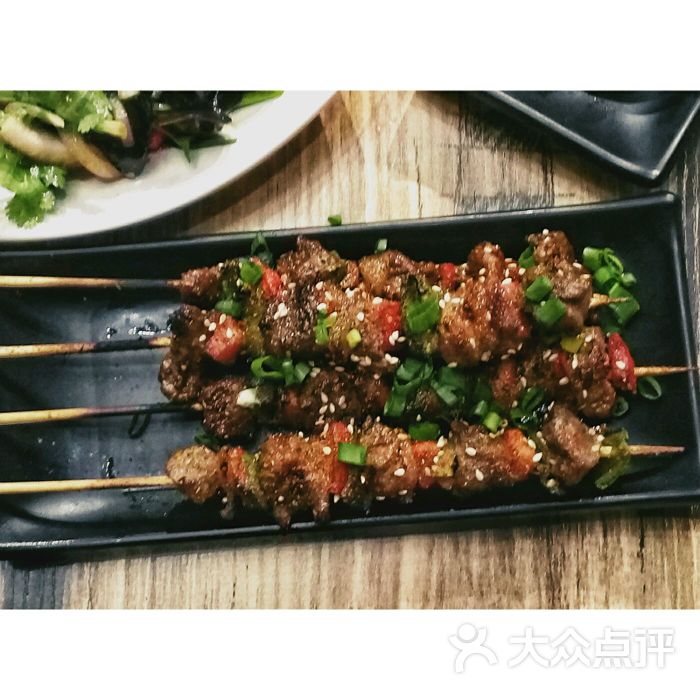 潮牛庄园 鲜牛肉火锅(回龙湾店)香烤牛肉串图片 - 第2张