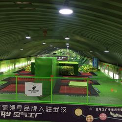 蹦床公园厂家地址 S5R50zh66MVpU4lV6-Ng9YG1sDayLb7qY-EYYkj4GlCpRKzSBzQnLPwzWURFZUAvF5u7J_jS4MuCaeLAHD0KTg.jpg