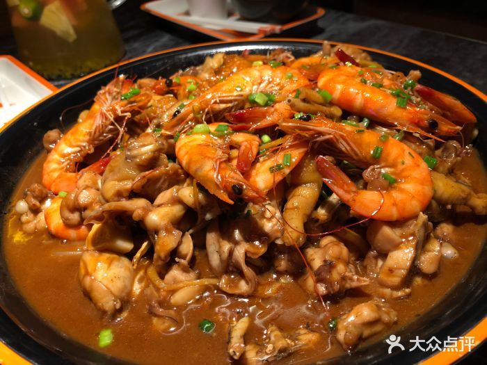 胖哥俩肉蟹煲(星河ico店)牛蛙煲图片 第1张