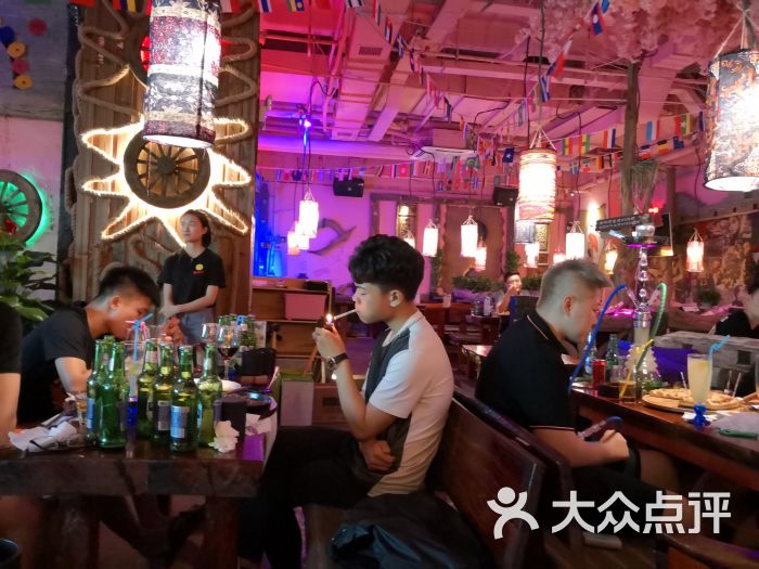 wow西餐酒吧-图片-济南美食-大众点评网