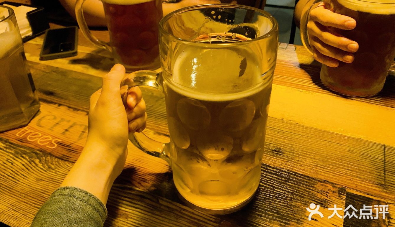 专门喝啤酒的地儿作为两瓶科罗娜就能放倒的人