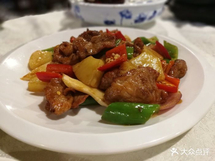 子姜菠萝炒鸭胸肉