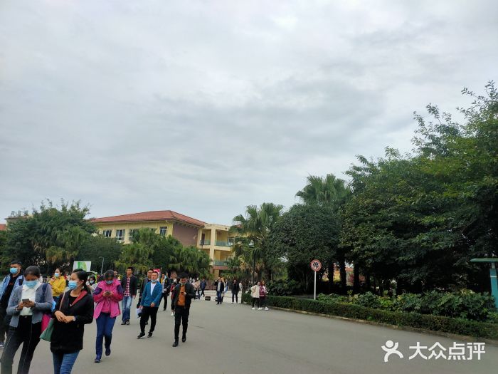 四川外国语大学成都学院(成都校区-图片-都江堰市学习培训-大众点评