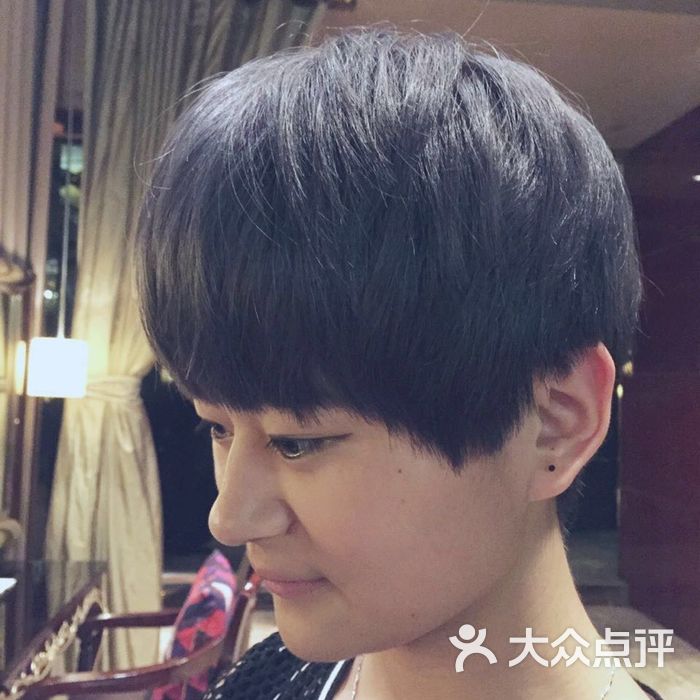 侨治发型