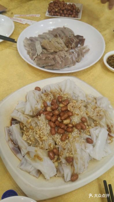 新铭湛江鸡(农讲所店)湛江风味捞粉图片 第1张