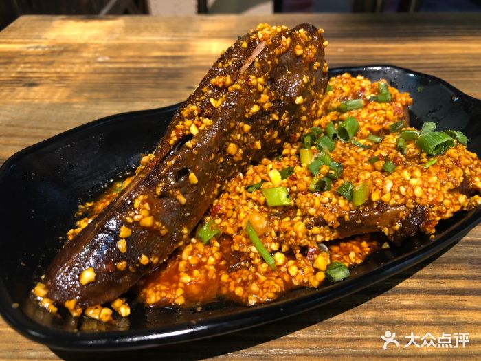 辣蜀一方·成都冷锅串串香麻辣鸭头图片 第1张