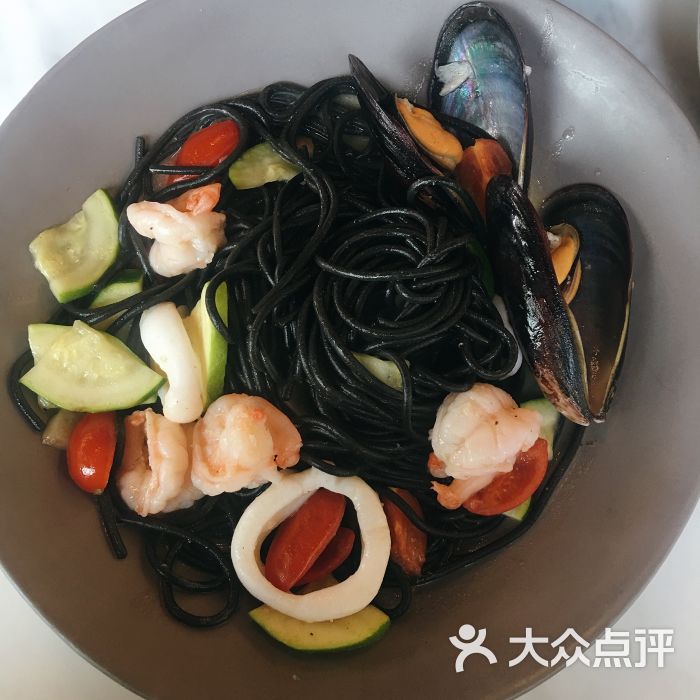 墨鱼意面