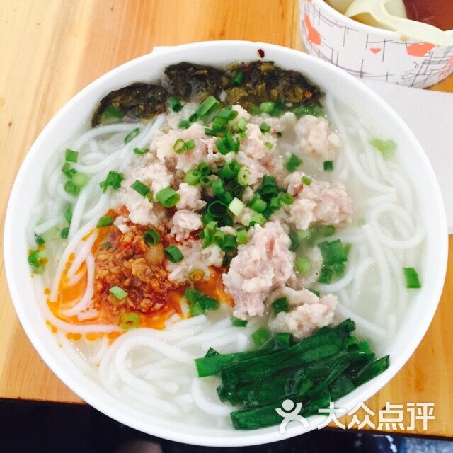 丽江特色鲜肉米线