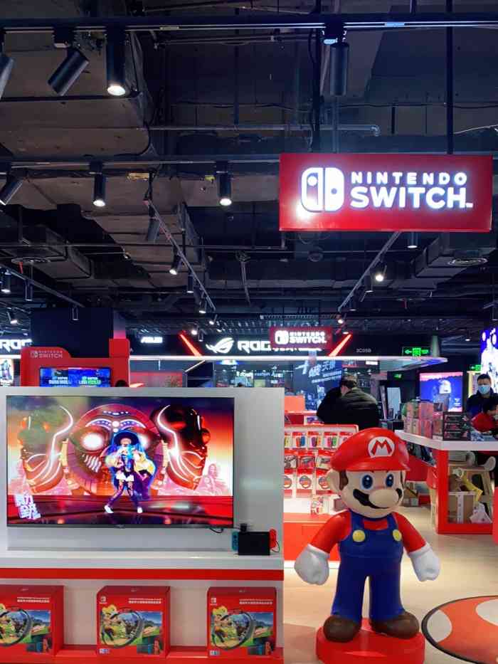人生第一台游戏机到手啦!这家是百脑汇里switch授权专卖店!