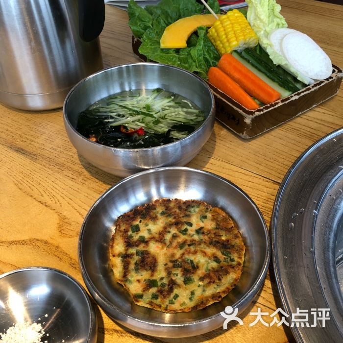 位置在江北城ifs里L202,如果坐轻轨6号线三.