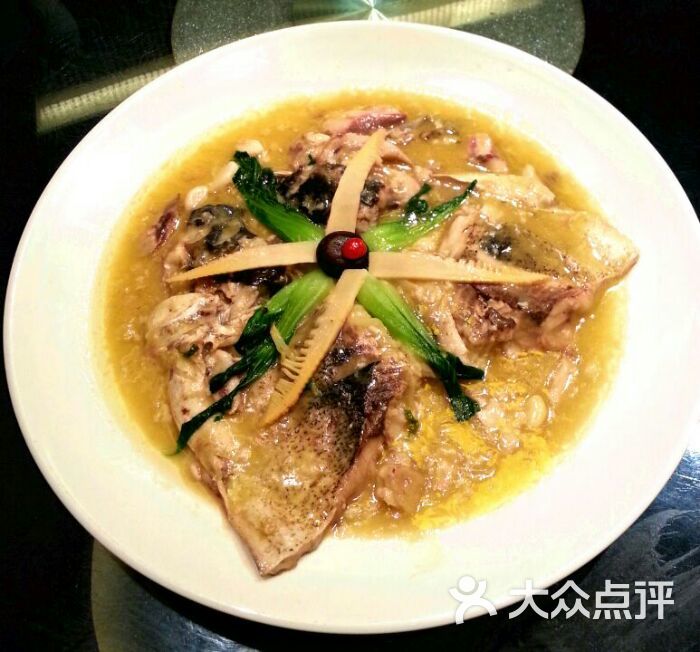 拆烩鲢鱼头