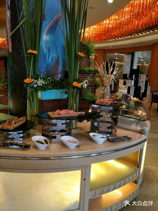 济南喜来登酒店盛宴自助西餐厅图片
