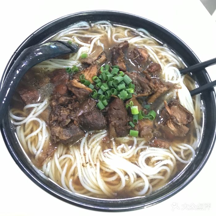 郑记重庆米线(东泰路店)红烧牛肉米线图片 第46张