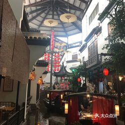 苏州江南大院人均消费_苏州码头烟雨江南图片(2)