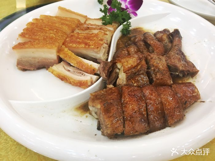 烧肉拼烧鹅