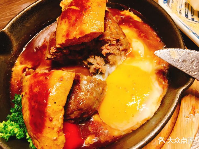 yk烧肉居酒屋(合生汇店)-法国鹅肝和牛汉堡佐温泉蛋图片-上海美食