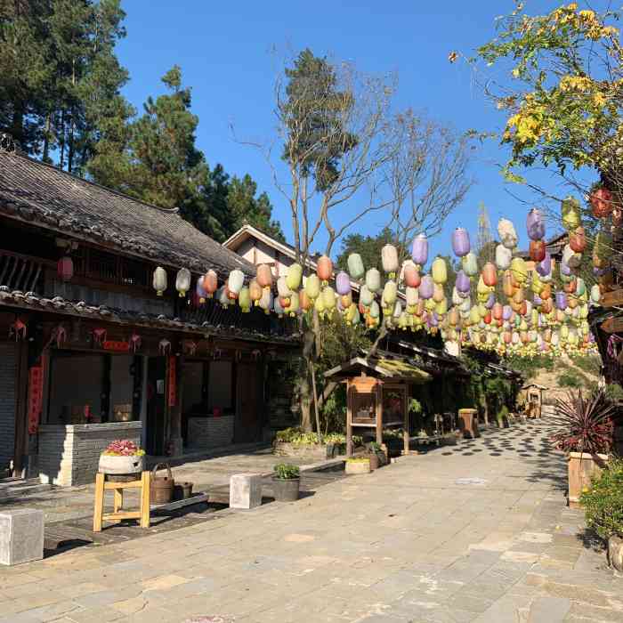格鲁格桑贵州民俗大观园-"位于贵定县的格鲁格桑贵州