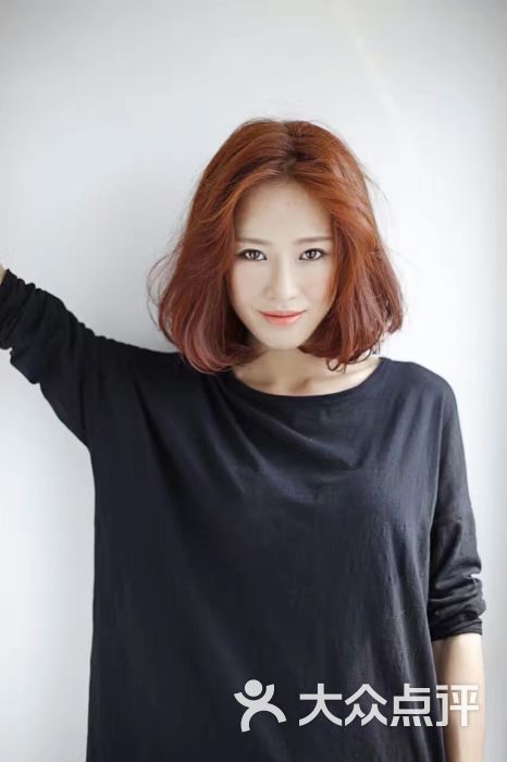 发型师 思龙 亚麻铜色bob