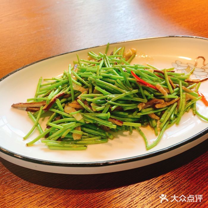 徽味大班(惠新东桥店)咸肉炒芦蒿图片