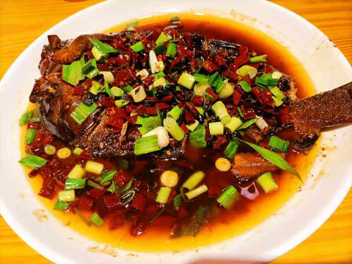 成师傅腊鲢鱼(东风路店)-"99位置:东风路机电宿舍下