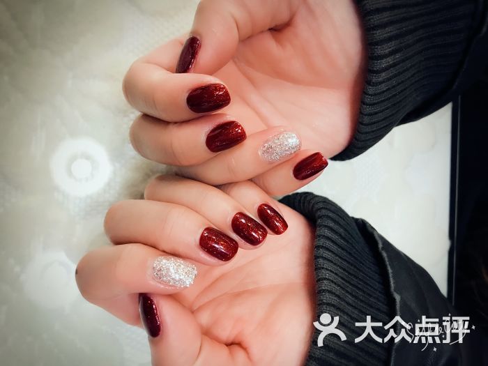 执手花脚美甲美睫图片 - 第1张
