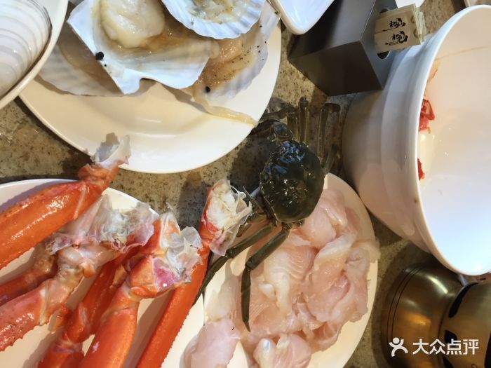 初色海鲜自助火锅