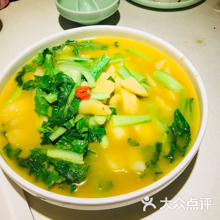 菠菜土豆汤